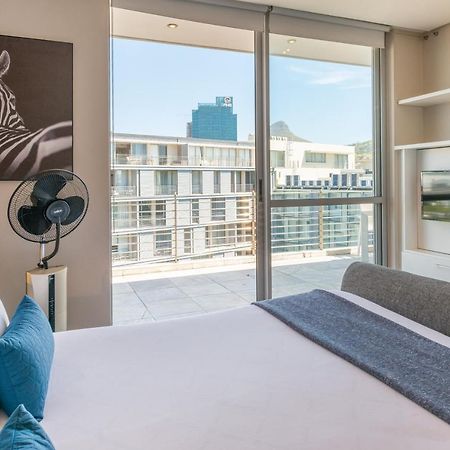 V&A Waterfront Luxury Apartments By Mcstay Cidade Do Cabo Exterior foto